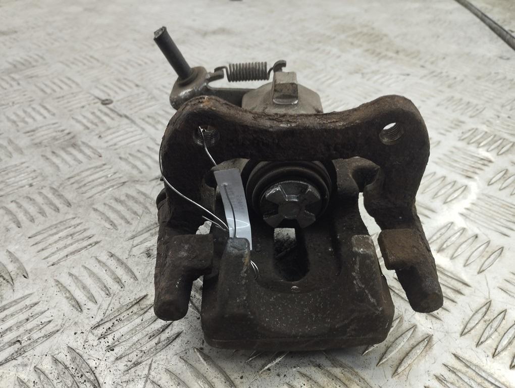 суппорт задний правый Renault Scenic I 2002, 1.4 л., бензин, МКПП, серый, минивэн, 82-0112