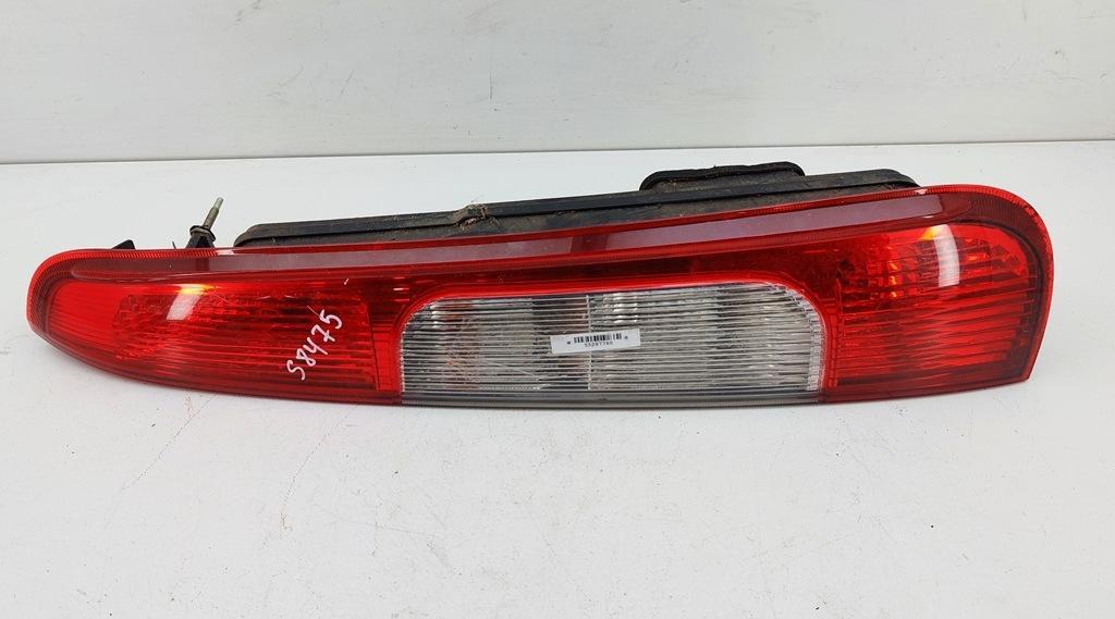 фонарь задний правый Ford C-Max 2004, 1.8 л., бензин, МКПП, чёрный, минивэн, 3M5113A602AA