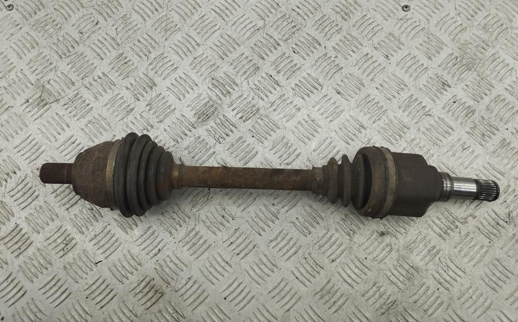 полуось передняя левая (приводной вал, ШРУС) Ford Focus II 2009, 1.6 л., дизель, МКПП, белый, универсал