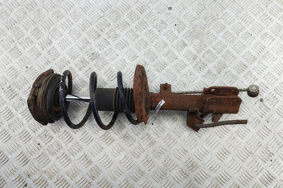 стойка передняя Nissan Note 2008, 1.5 л., дизель, МКПП, бежевый, минивэн