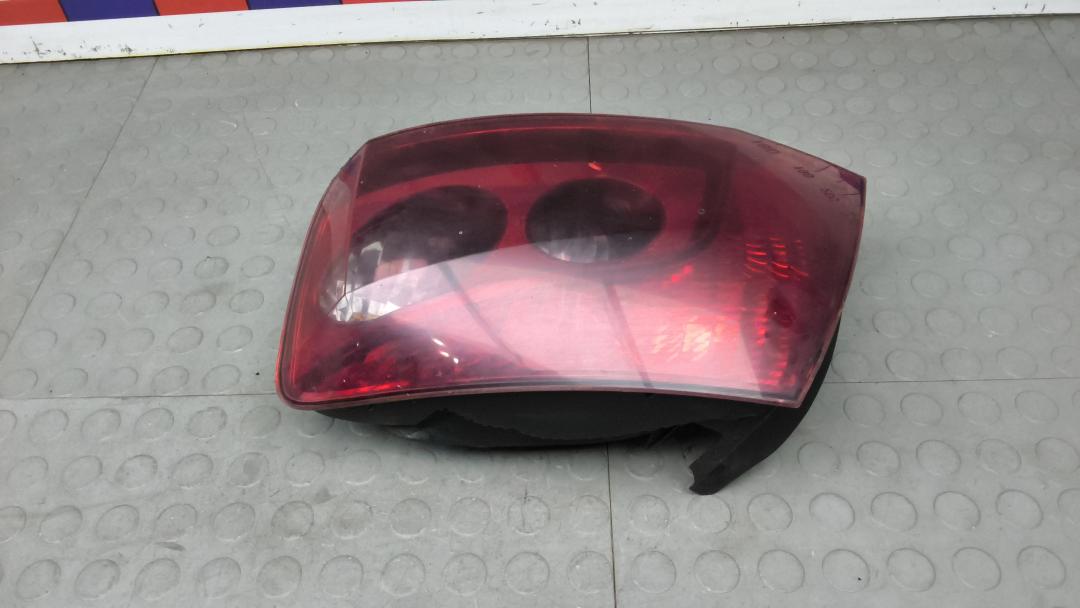 фонарь задний правый Peugeot 407 2008, 2.0 л., HDi, дизель, МКПП, седан