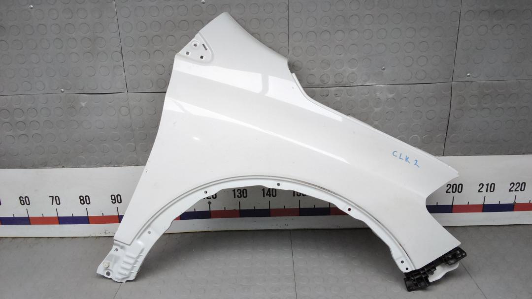 крыло переднее правое Suzuki SX4 2013, 1.6 л., бензин, МКПП, хетчбэк 5 дв., 57611-61MA0