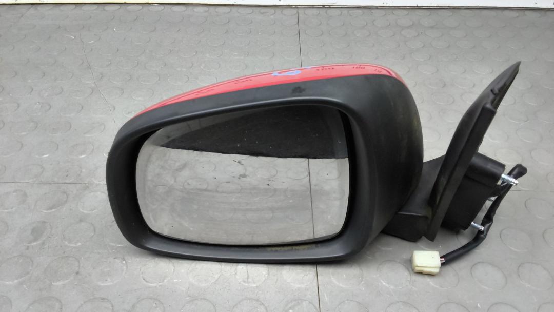 зеркало левое Suzuki SX4 2009, 1.6 л., дизель, МКПП, хетчбэк 5 дв., 5PIN
