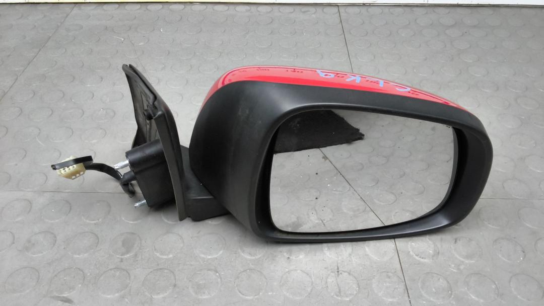 зеркало правое Suzuki SX4 2009, 1.6 л., дизель, МКПП, хетчбэк 5 дв., 5PIN