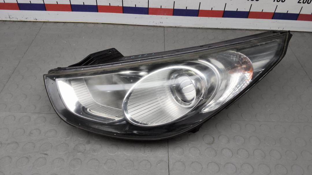 фара левая Hyundai ix35 2010, 2.0 л., дизель, МКПП, внедорожник 5 дв.