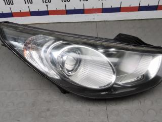 фара правая Hyundai ix35 2010, 2.0 л., дизель, МКПП, внедорожник 5 дв.