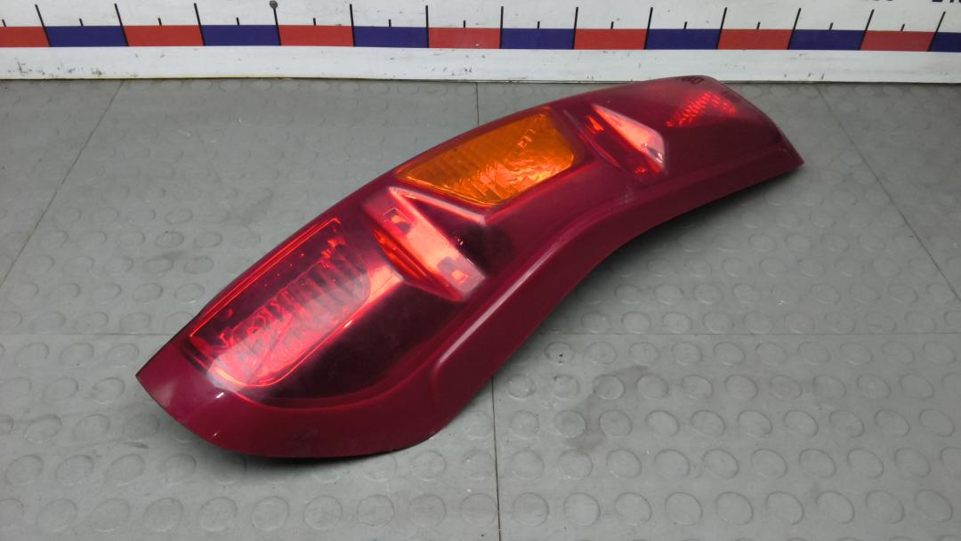 фонарь задний правый Nissan X-Trail 2010, 2.0 л., дизель, МКПП, внедорожник 5 дв., 26554JG00B