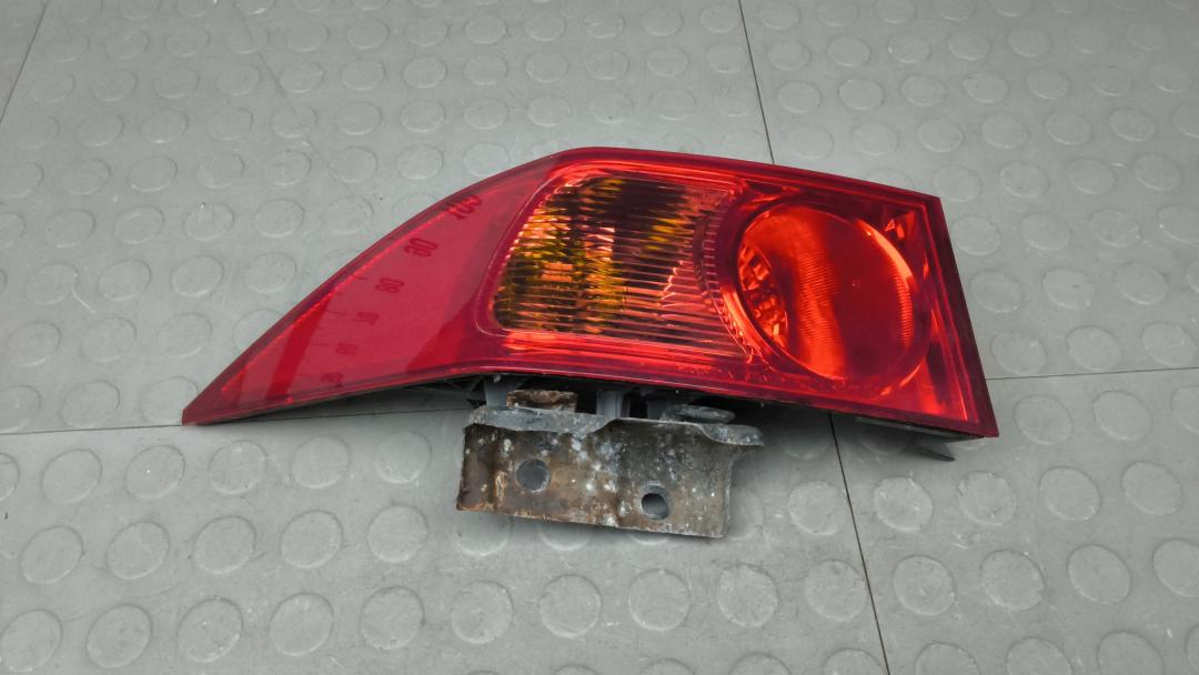 фонарь задний левый Honda Accord 2006, 2.2 л., i-CTDi, дизель, МКПП, седан
