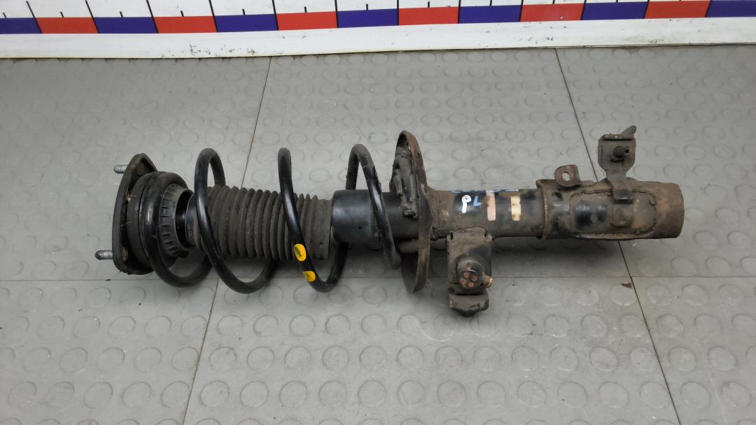 Стойка Mazda 3 2014, 2.0 л., бензин, МКПП, хетчбэк 5 дв.