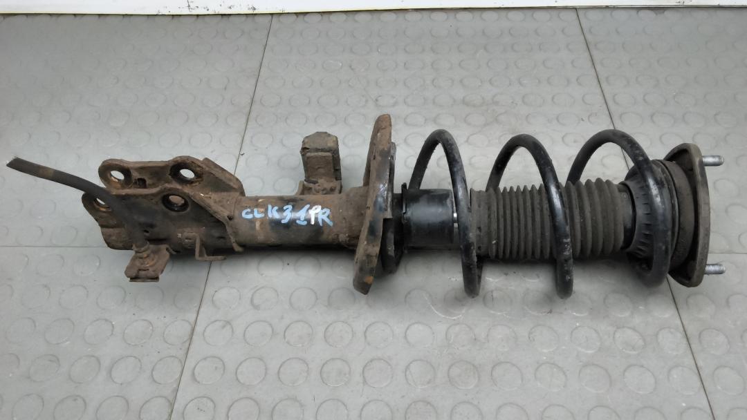 Стойка Mazda 3 2014, 2.0 л., бензин, МКПП, хетчбэк 5 дв.