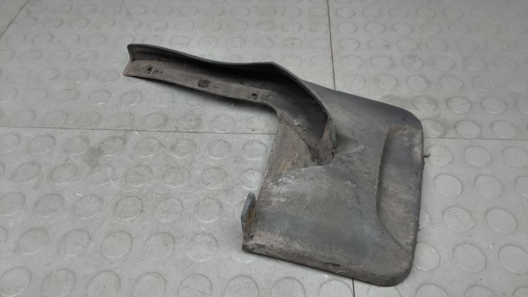 брызговик Toyota RAV4 2014, 2.2 л., дизель, АКПП, внедорожник 5 дв.