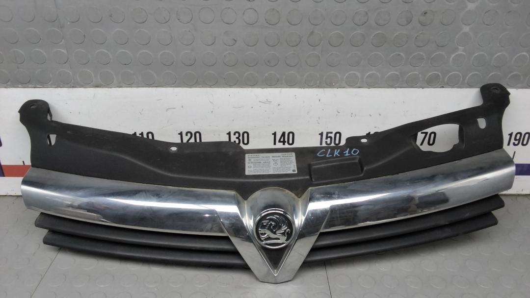 решетка радиатора Opel Astra 2006, 1.4 л., бензин, МКПП, хетчбэк 5 дв.
