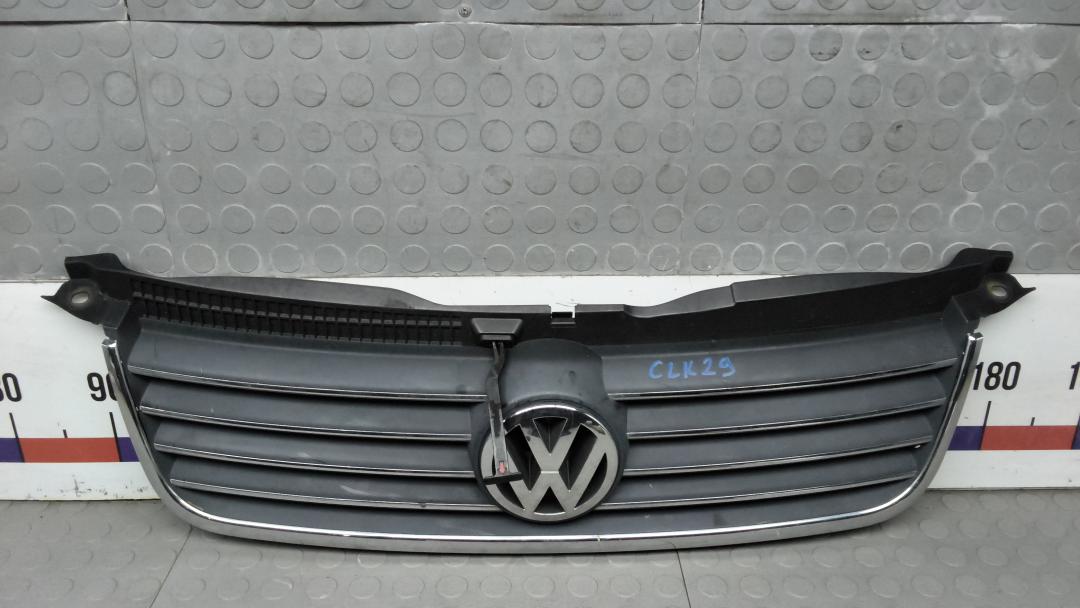 решетка радиатора Volkswagen Passat 2004, 1.9 л., дизель, МКПП, универсал