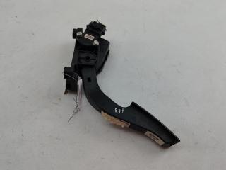 педаль Kia Venga 2010, 1.6 л., бензин, МКПП, чёрный, хетчбэк 5 дв., 327261P200