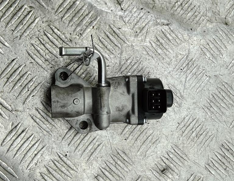 клапан EGR Ford C-Max 2004, 1.8 л., бензин, МКПП, чёрный, минивэн