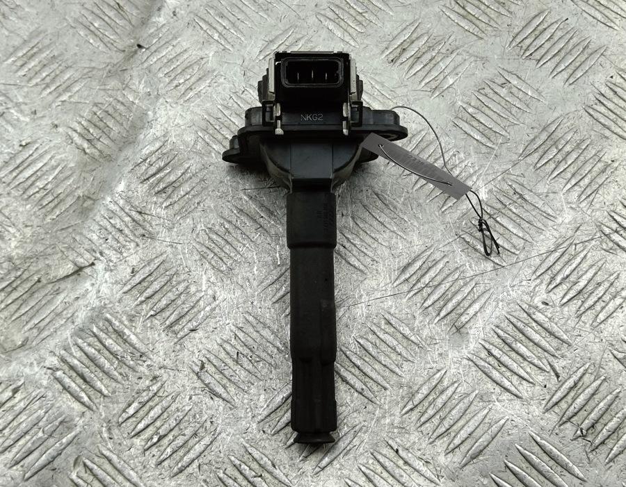 катушка зажигания Audi A4 B5 1997, 1.8 л., Ti, бензин, МКПП, синий, седан, 058905105
