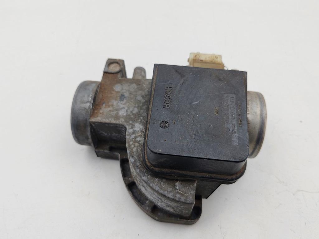 Расходомер (измеритель потока воздуха) Audi 100 C4 1993, 2.5 л., дизель, МКПП, серый, универсал, 4A0133471, 0280002074