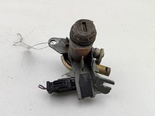 личинка дверного замка Audi A4 B6 2002, 2.0 л., бензин, МКПП, синий, универсал, 8E0827573A