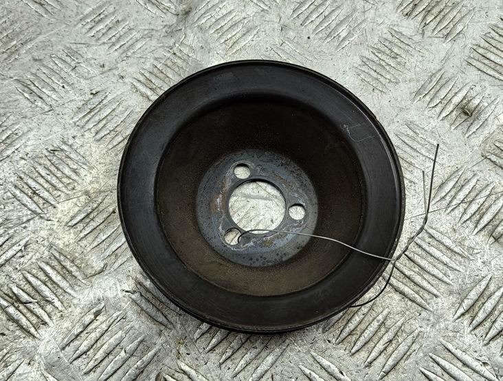 шкив помпы Audi 80 B3 1990, 1.8 л., бензин, МКПП, серый, седан
