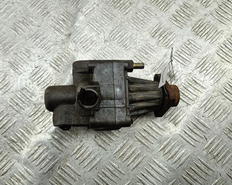 Насос гидроусилителя руля Audi 80 B3 1990, 1.8 л., бензин, МКПП, серый, седан, 026145155B
