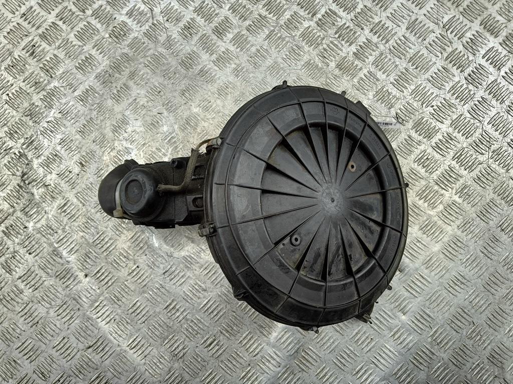 корпус воздушного фильтра Audi 80 B3 1990, 1.8 л., бензин, МКПП, серый, седан, 056129620, 050129607C