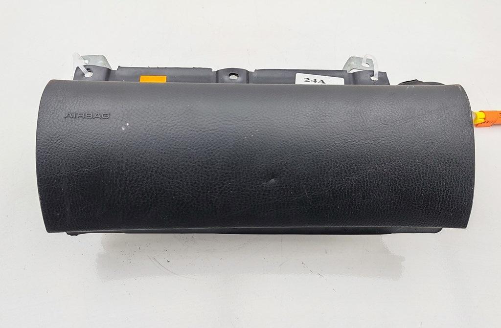 подушка безопасности пассажира Audi A8 D2 2002, 4.2 л., бензин, АКПП, чёрный, седан, 4D1880203C