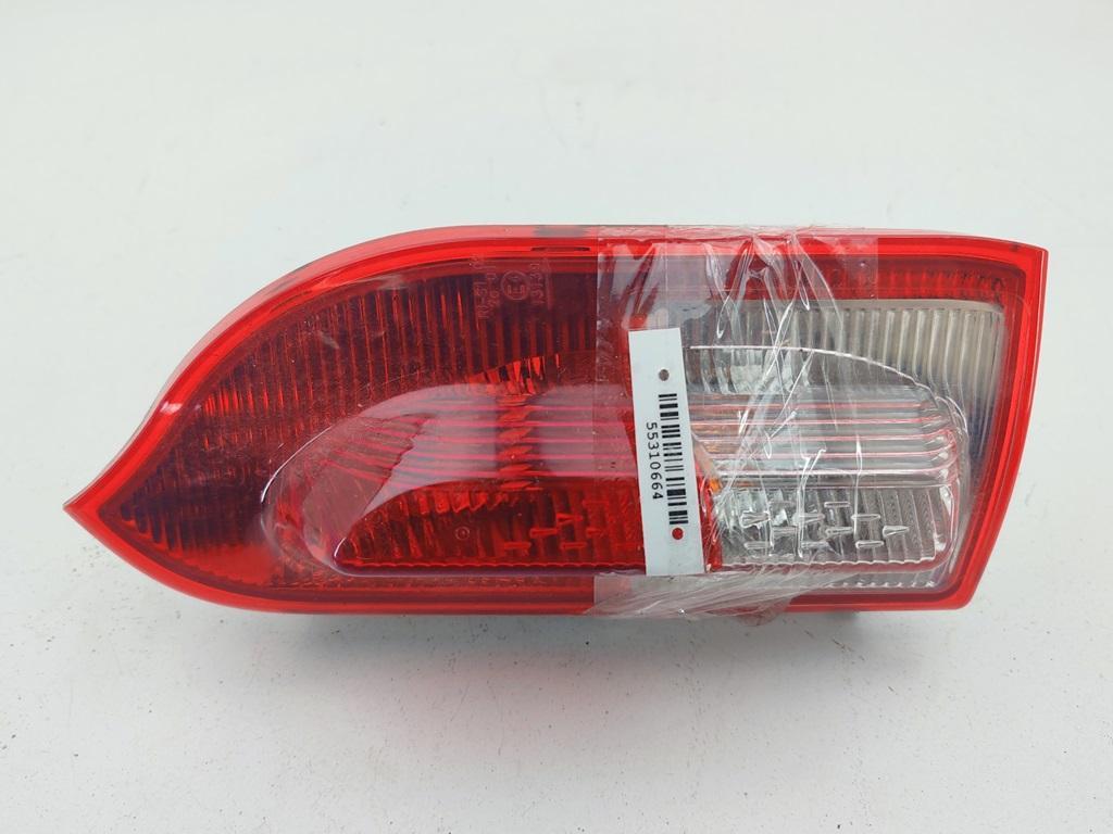 фонарь задний правый Opel Insignia A 2012, 2.0 л., дизель, МКПП, чёрный, универсал, 13226855