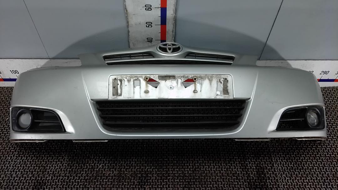 бампер передний Toyota Corolla 2006, 2.0 л., дизель, МКПП, хетчбэк 5 дв.