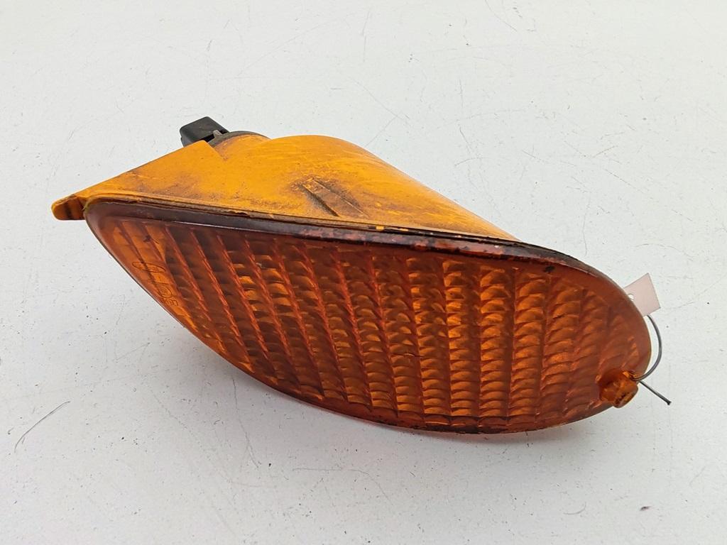 Поворотник (указатель поворота) правый Ford Focus I 2001, 1.6 л., i, бензин, МКПП, чёрный, хетчбэк 3 дв., XS4X-13368