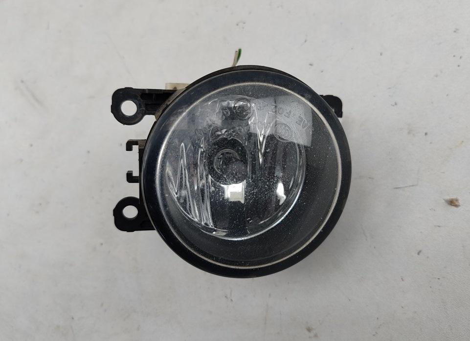 фара противотуманная правая Peugeot 207 2007, 1.6 л., дизель, МКПП, серый, универсал, 89210094