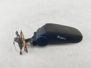 подлокотник Audi A6 C5 2000, 2.8 л., бензин, МКПП, чёрный, универсал, 4B0864207K