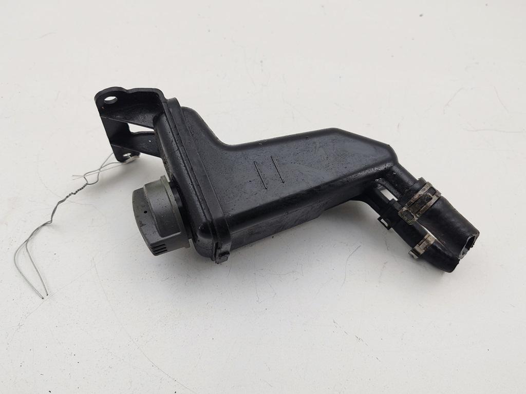 Бачок гидроусилителя Audi A4 B7 2006, 2.0 л., TFSI, бензин, 8E0422373B