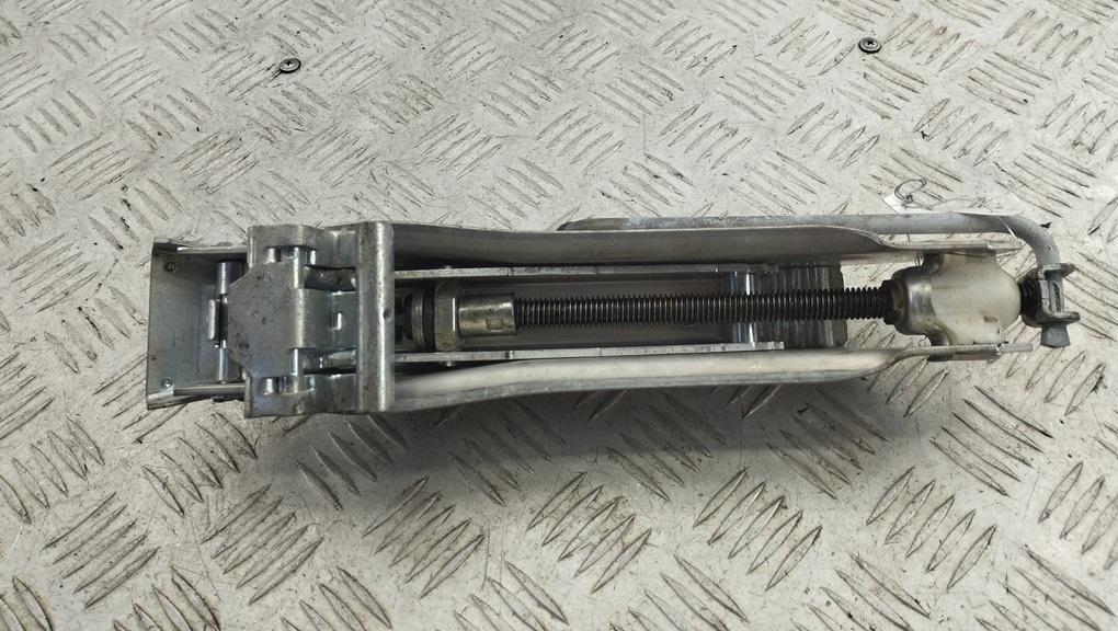 домкрат Audi A3 8L 2003, 1.8 л., бензин, АКПП, серый, хетчбэк 3 дв., 8L0011031C