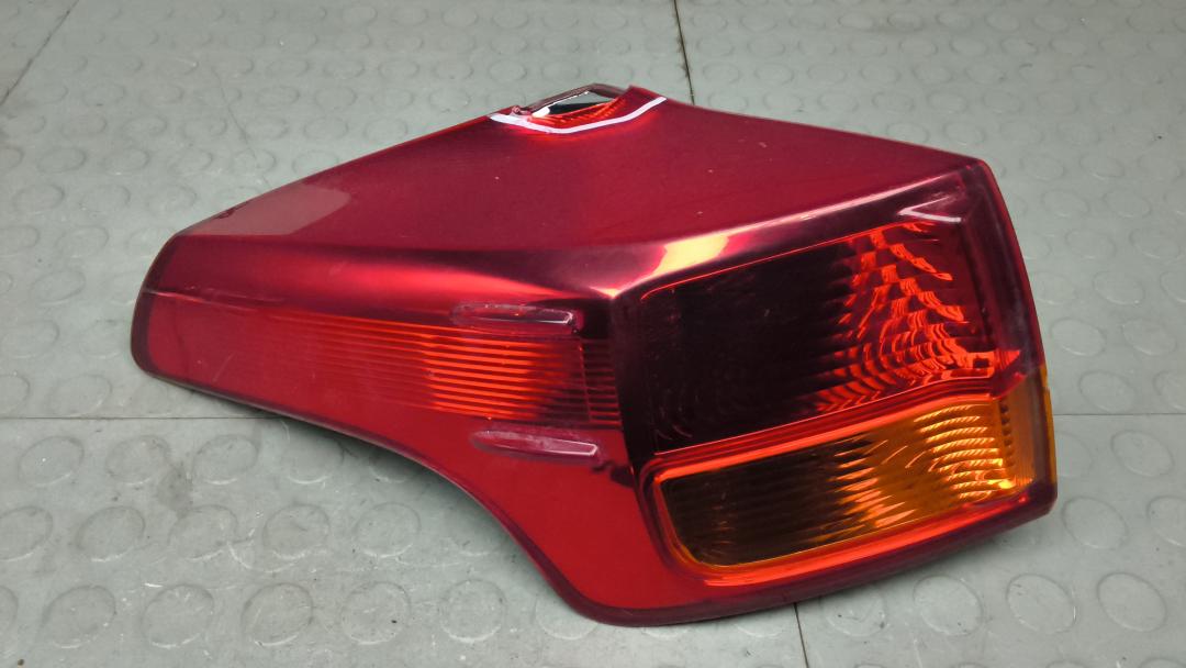 фонарь задний левый Toyota RAV4 2014, 2.2 л., дизель, АКПП, внедорожник 5 дв., 8156142170