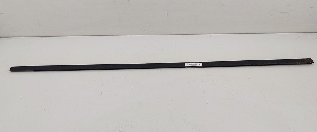 Молдинг стекла двери наружный Volkswagen Sharan 2002, 1.8 л., бензин, МКПП, чёрный, минивэн