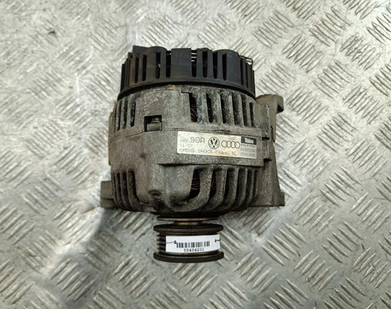 генератор Volkswagen Passat B5 1998, 1.6 л., бензин, МКПП, зелёный, седан, 058903016E