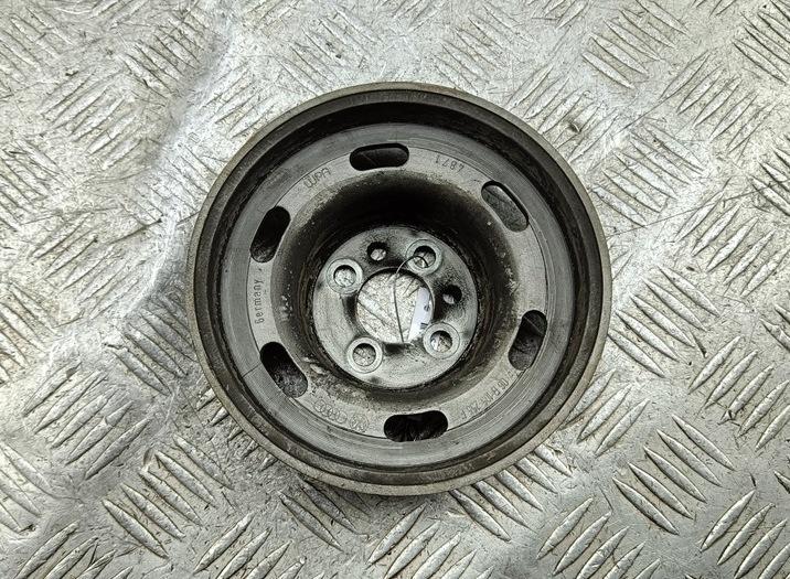 шкив коленвала Volkswagen Passat B5 1998, 1.6 л., бензин, МКПП, зелёный, седан, 06B105255F