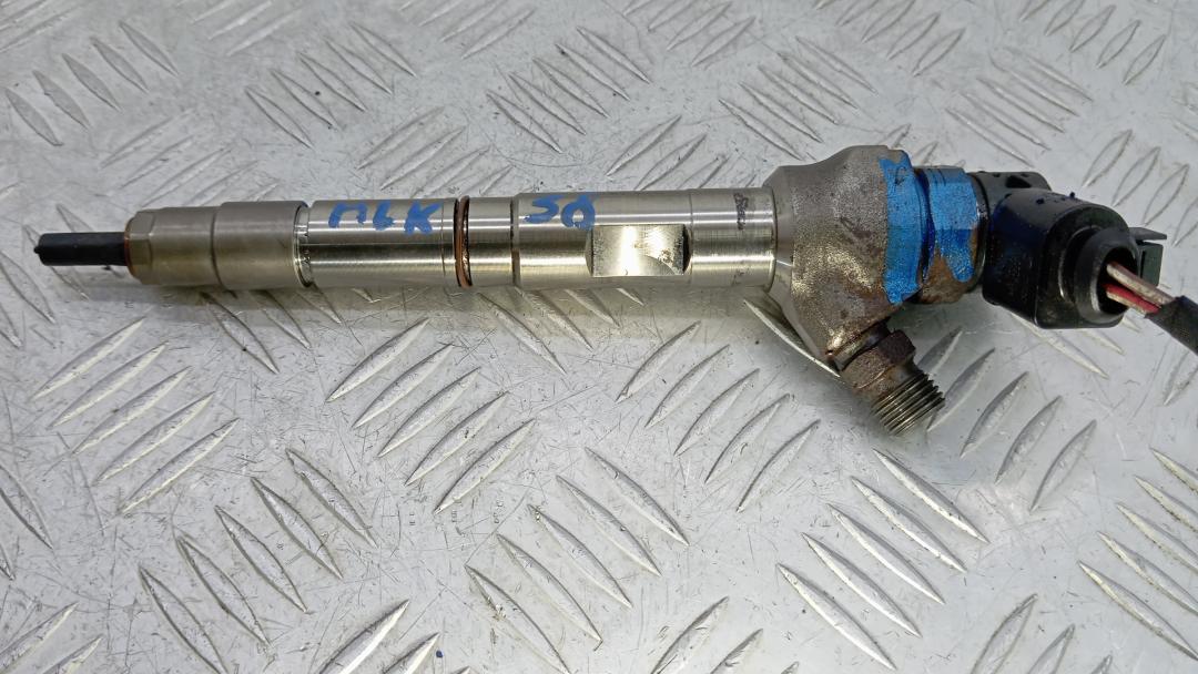 форсунка Volkswagen Passat 2014-2023 2016, 1.6 л., МКПП, универсал, 0445110473