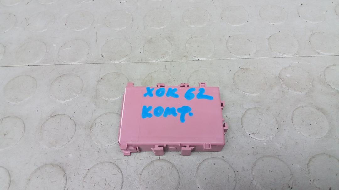 блок комфорта Toyota RAV4 2018 2021, 2.5 л., АКПП, внедорожник 5 дв., 8911142090