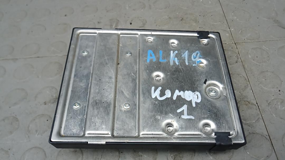 блок комфорта Volkswagen Touareg 2010 2011, 3.0 л., V6 TDI, АКПП, внедорожник 5 дв.