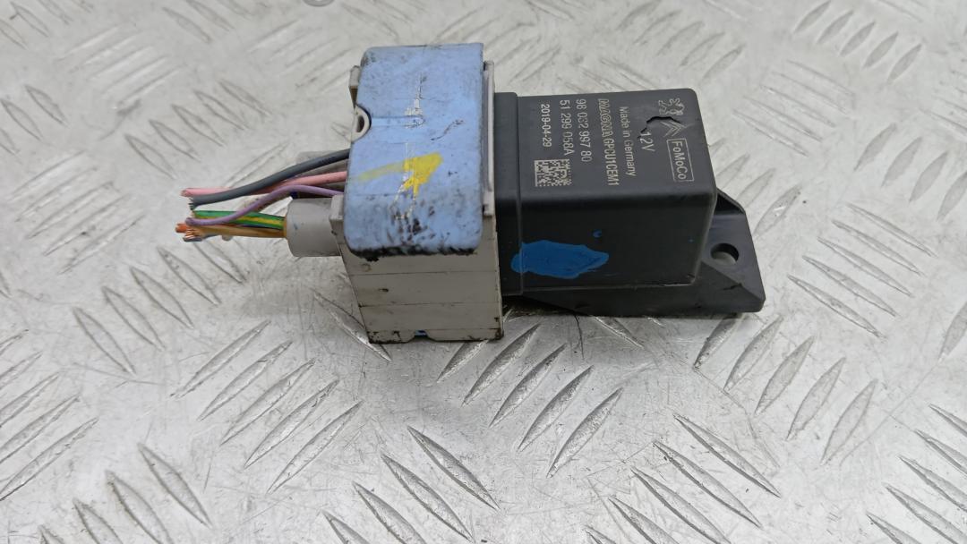 реле накала свечей Peugeot 3008 2016 2019, 1.5 л., МКПП, внедорожник 5 дв., 9803299780