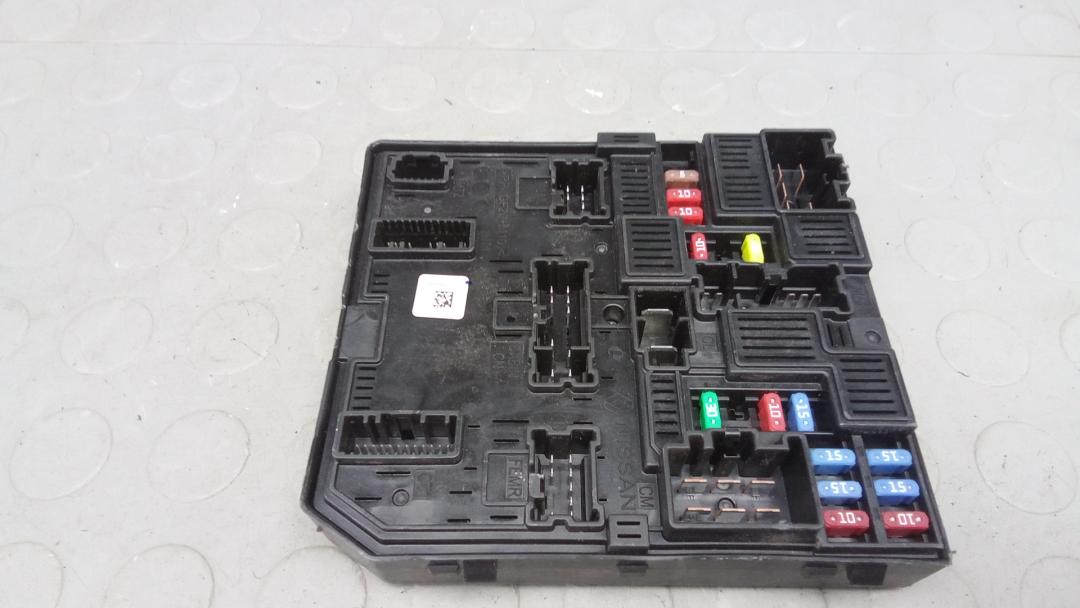 блок комфорта Nissan X-Trail 2013 2015, 1.6 л., МКПП, внедорожник 5 дв., 284B74CE0A