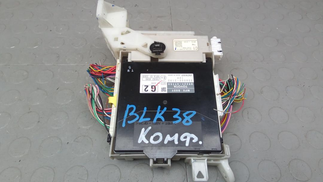блок комфорта Toyota Prius 2009 2010, 1.8 л., АКПП, хетчбэк 5 дв., 8922147150