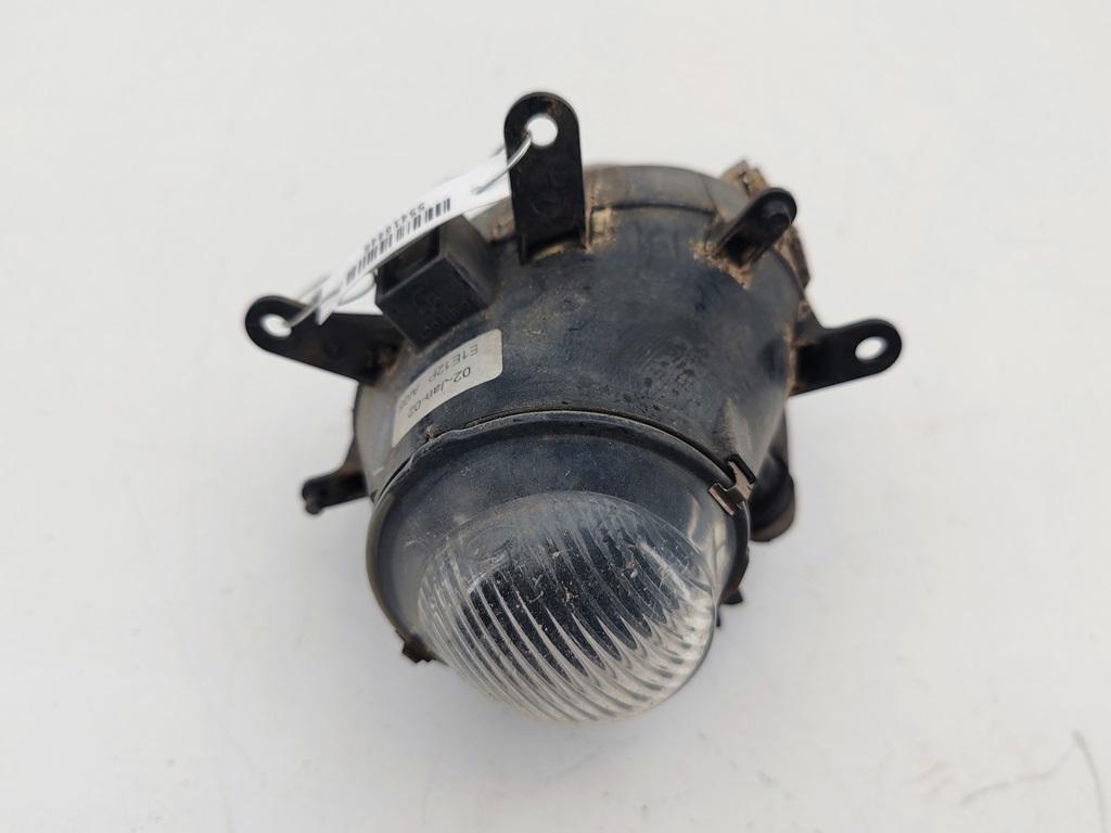 фара противотуманная правая BMW 3 E46 2002, 2.0 л., дизель, МКПП, серый, седан, E1E12P