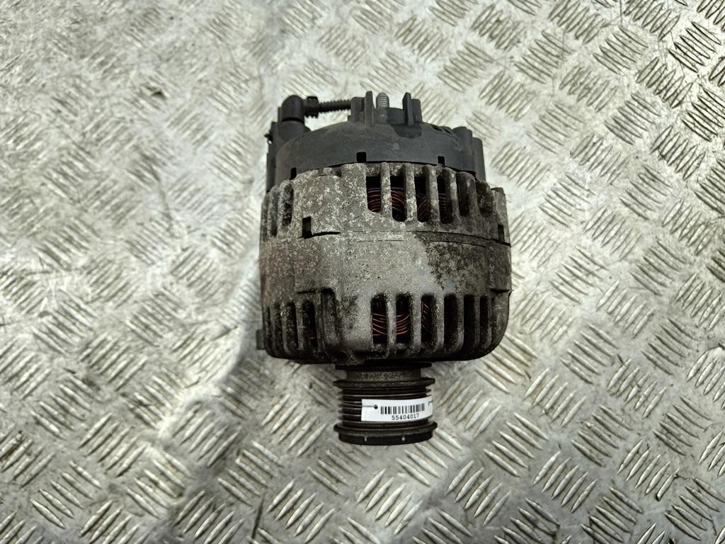 генератор Volkswagen Passat B6 2007, 2.0 л., бензин, МКПП, серый, седан, 06F903023C