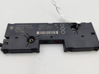 усилитель антенны BMW 3 E90/E91/E92/E93 2007, 2.0 л., бензин, МКПП, красный, универсал, 10819610