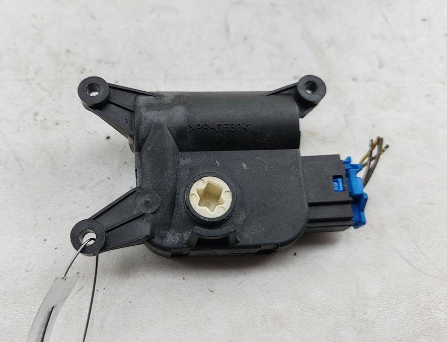 моторчик заслонки печки Volkswagen Passat B6 2007, 1.9 л., дизель, МКПП, чёрный, универсал, 3C0907511A