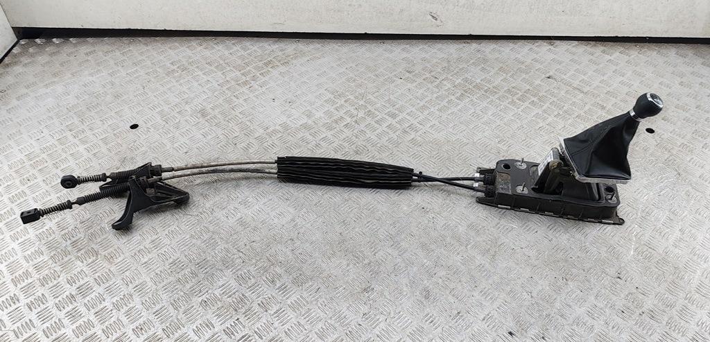 кулиса Volkswagen Passat B6 2007, 2.0 л., бензин, МКПП, серый, седан, 3C0711049M