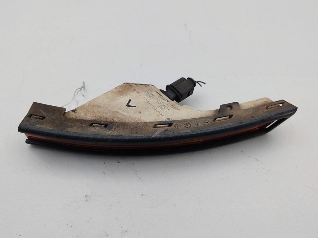 Поворотник (указатель поворота) левый Volkswagen Passat B6 2005, 1.9 л., дизель, МКПП, красный, седан, 3C0953041C