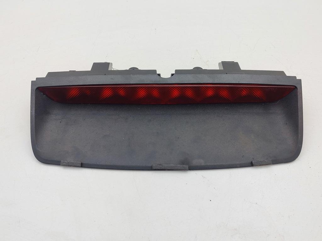 стоп-сигнал Nissan Primera P12 2006, 1.8 л., бензин, МКПП, чёрный, универсал, 270277